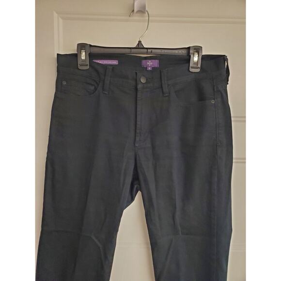Women's NYDJ "Dayla Wide Cuff Capri" Jeans in Black Denim | Size 8 - Picture 3 of 9